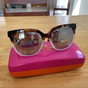 Katespade Sunnies! Turtle shell with opaque white.